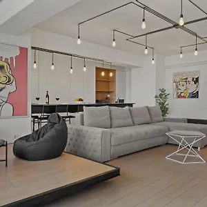  Apartament Rh - Opposite Mall, Metro, Balcony - Rh Living